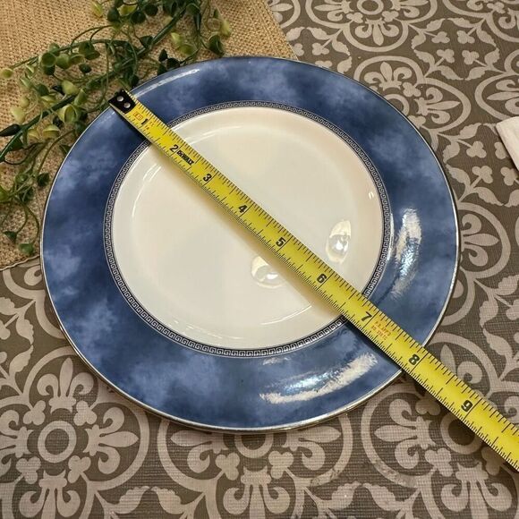 Royal Doulton Atlanta Fine‎ bone China 5 Pc Salad Plates Blue Silver Vintage - Picture 6 of 7